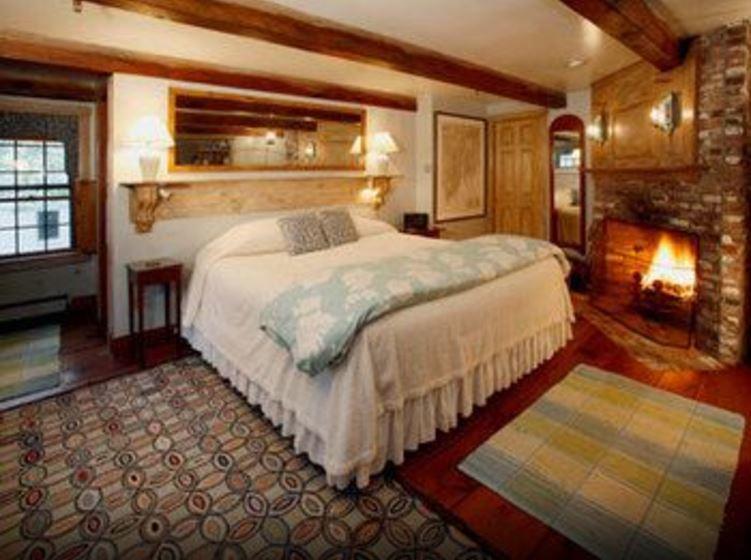 The Inn At Бат Екстериор снимка